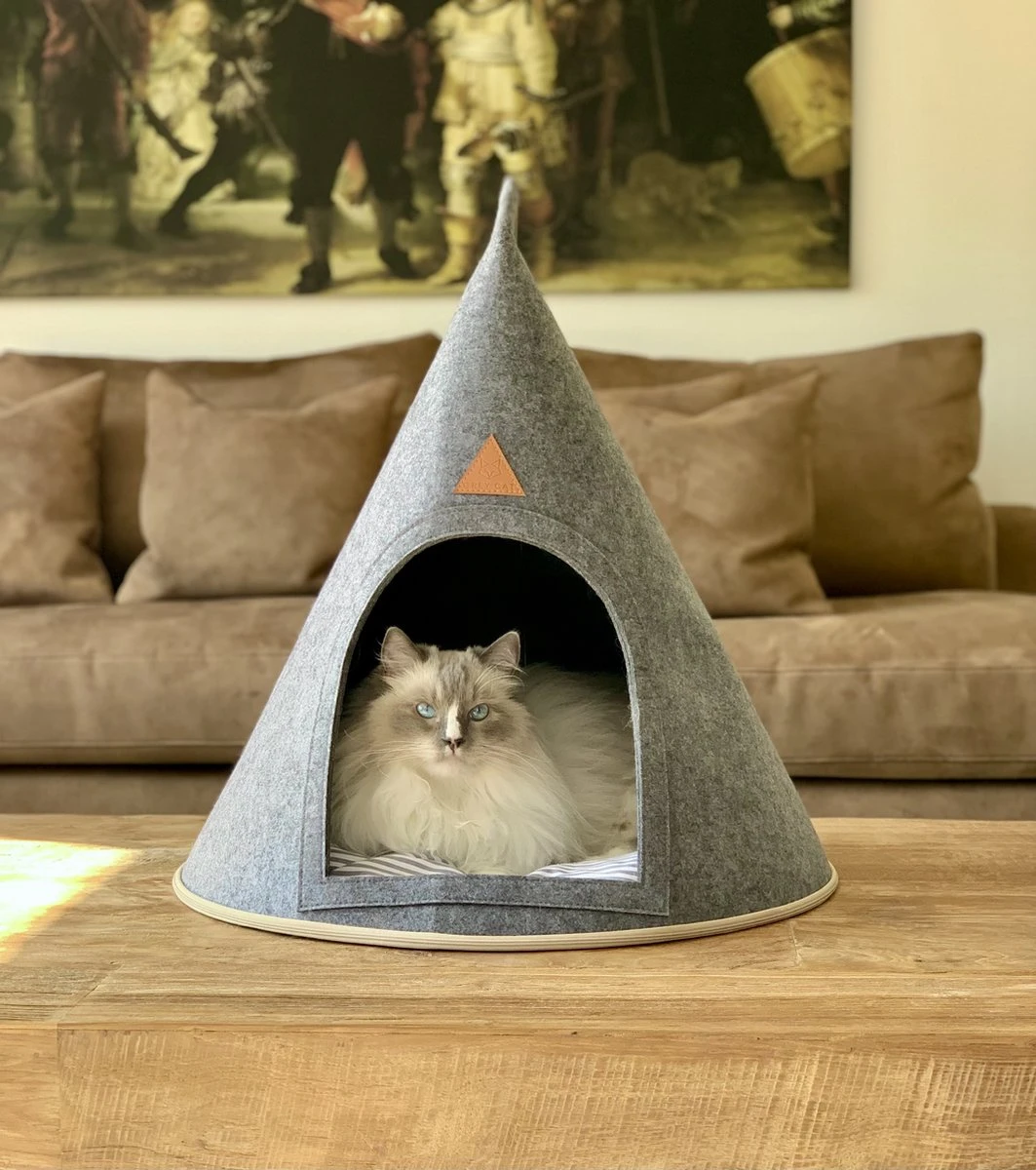 Grey Cat® - Kattenmand - Tipi Kattentent + Kussen - Vilt – Donkergrijs - Ø 57 Cm X 60 Cm 8 Grey Cat® - Kattenmand - Tipi Kattentent + Kussen - Vilt – Donkergrijs - Ø 57 Cm X 60 Cm - Afbeelding 6