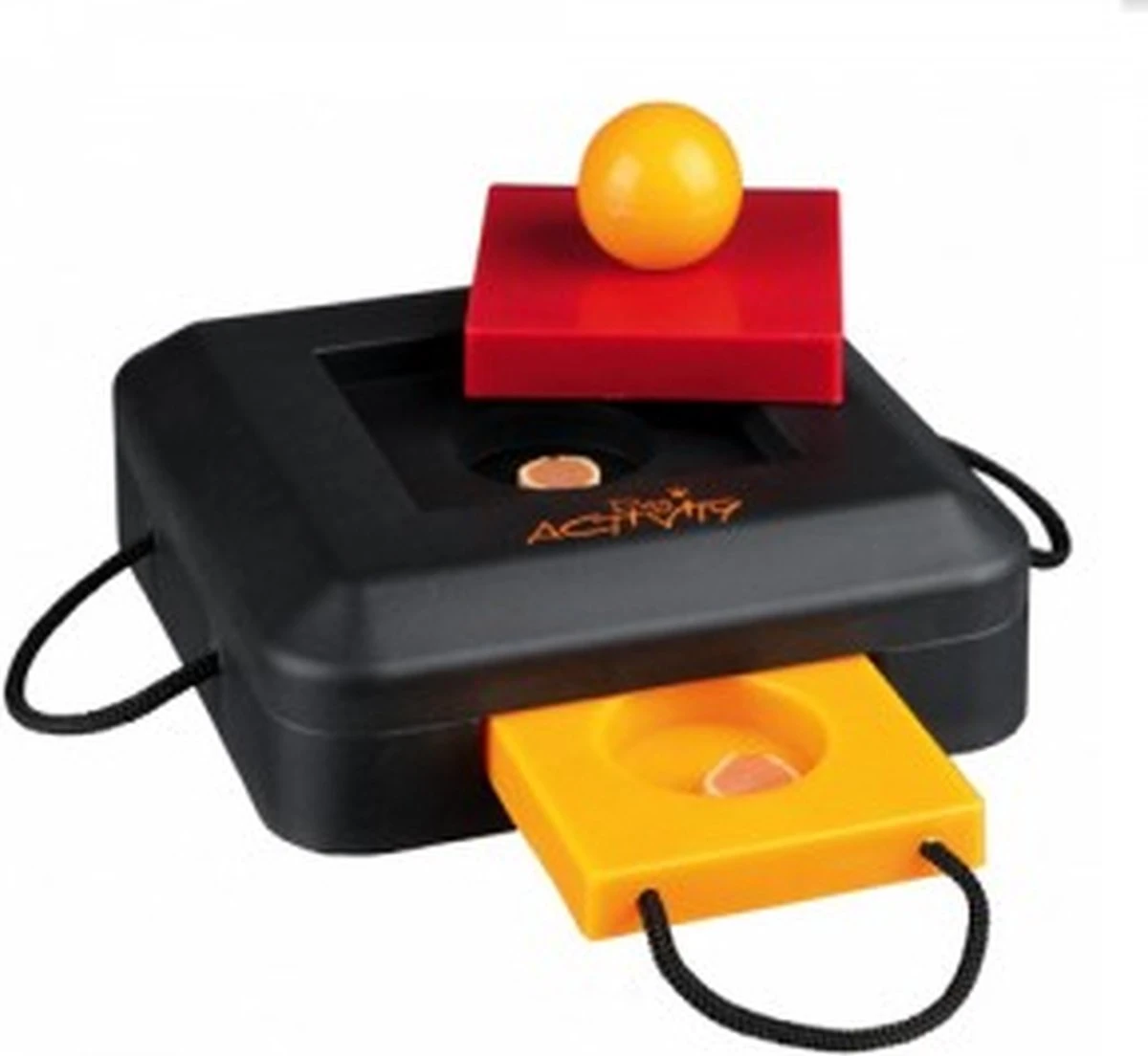 Trixie Dogtoy Dog Activity Strategy Game Gamble Box - Piepend Speelgoed - 15cm X 15cm X 9cm - Zwart/rood/oranje 13 Trixie Dogtoy Dog Activity Strategy Game Gamble Box - Piepend Speelgoed - 15cm X 15cm X 9cm - Zwart/rood/oranje - Afbeelding 11