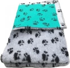 Vet Bed Grijs Met Voetprint Groene Rug 22mm 150x100 Cm -Merkloos Winkel 1200x1150 5