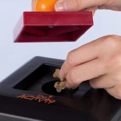 Trixie Dogtoy Dog Activity Strategy Game Gamble Box - Piepend Speelgoed - 15cm X 15cm X 9cm - Zwart/rood/oranje 24 Trixie Dogtoy Dog Activity Strategy Game Gamble Box - Piepend Speelgoed - 15cm X 15cm X 9cm - Zwart/rood/oranje -Merkloos Winkel 1200x1200 1431