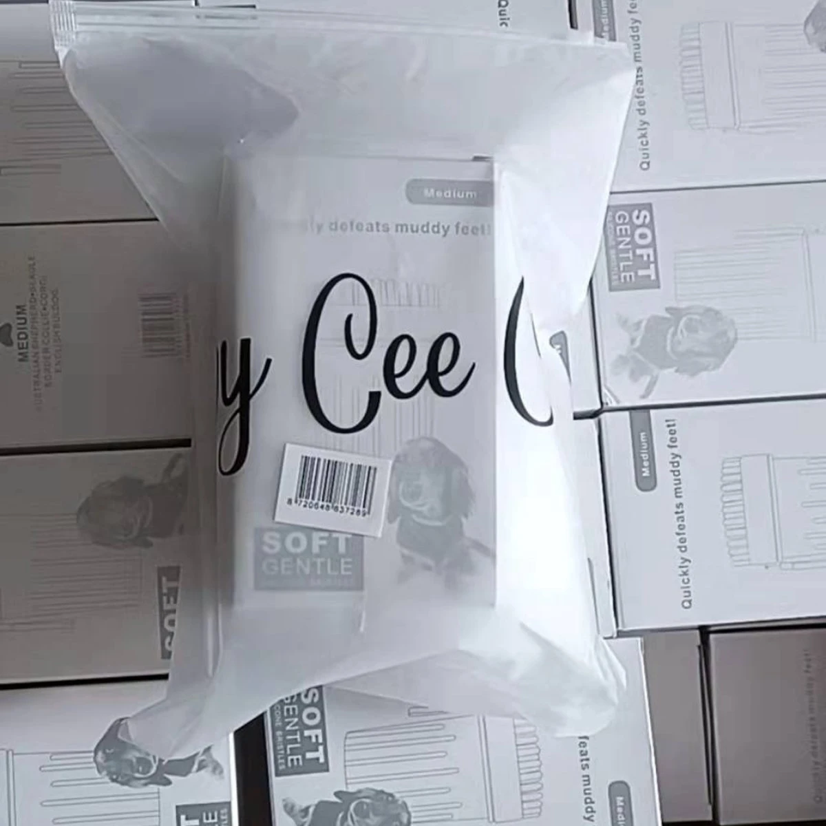 Hondenpoten Reiniger - Hondenkam - Hondenborstel - Snel Eenvoudig En Comfortabel 4 Hondenpoten Reiniger - Hondenkam - Hondenborstel - Snel Eenvoudig En Comfortabel - Afbeelding 2