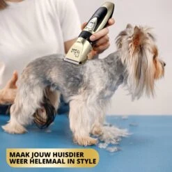 BeautyFit - 16-delig Hondentondeuse Set - Professionele Honden Trimset - Dieren Tondeuse Voor Dikke Vacht - Meest Complete Set - Inclusief 4 Opzetkammen - Hondenschaar - Mist Verstuiver - Handschoen Borstel - Nagelknipper -Merkloos Winkel 1200x1200 266