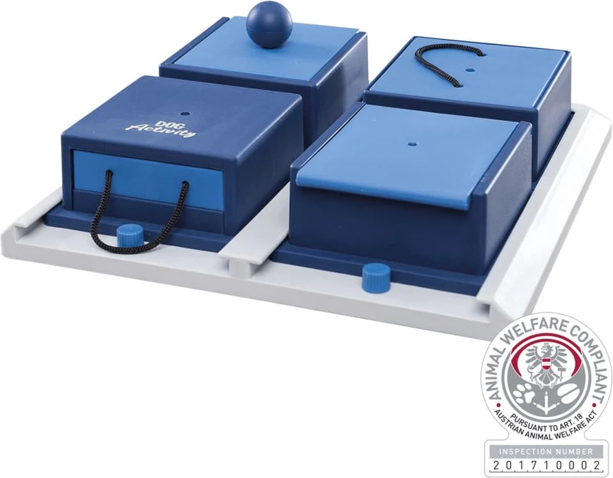 Trixie Dog Activity Poker Box 1 - 31X31 CM 7 Trixie Dog Activity Poker Box 1 - 31X31 CM - Afbeelding 5